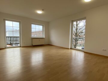Großzügige, helle Wohnung mit bodentiefen Fenstern und Balkon, 38442 Wolfsburg, Etagenwohnung